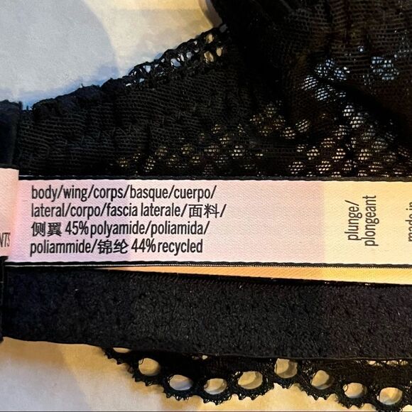 Victoria Secret plunge bra Black 34D lace trimmed underwire lightly padded - Picture 13 of 14